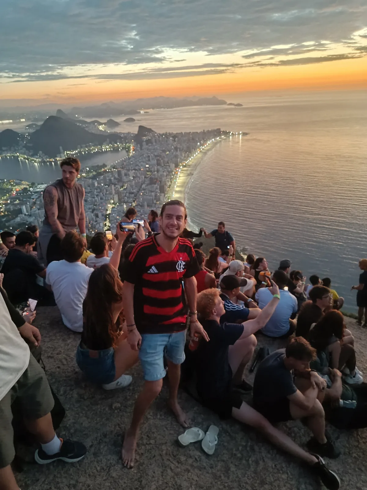 Amanecer sobre Río de Janeiro desde un mirador