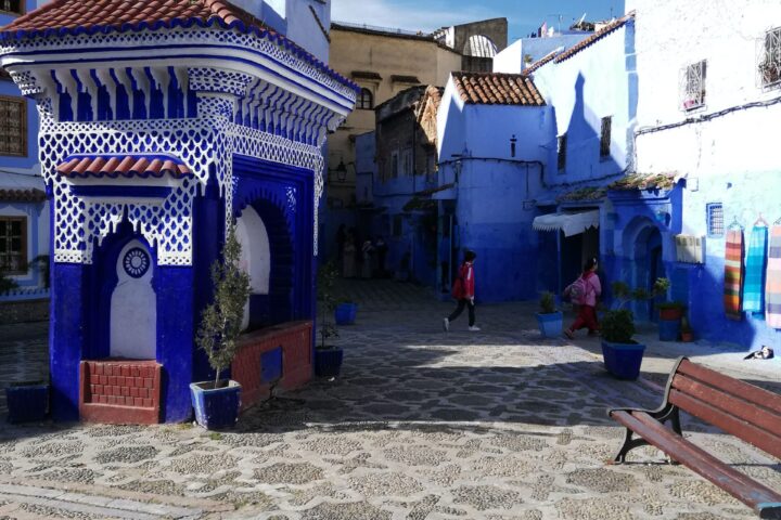 Plaza Uta el Hammam en Chefchaouen norte de Marruecos - Instinto Mochilero