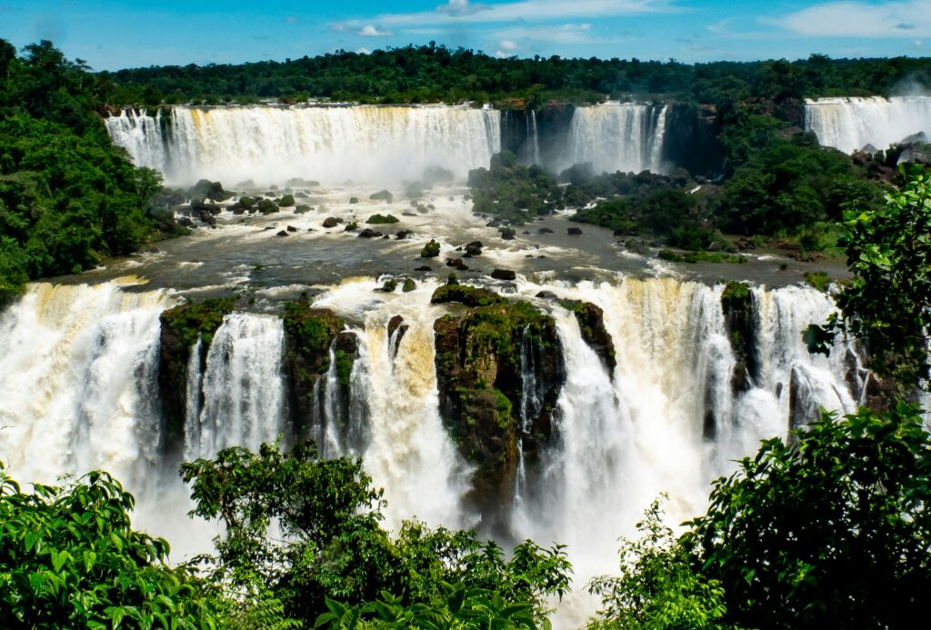 Dónde viajar en Navidad - Cataratas de Iguazú - Instinto Mochilero